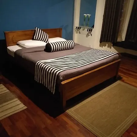 Endeavor Hills Holiday Bungalow Bed & Breakfast *