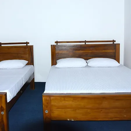 Hotel Savaanaa Rest Nuwara Eliya