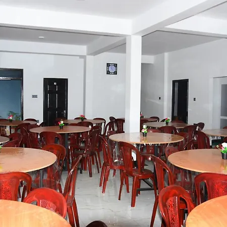 Hotel Savaanaa Rest