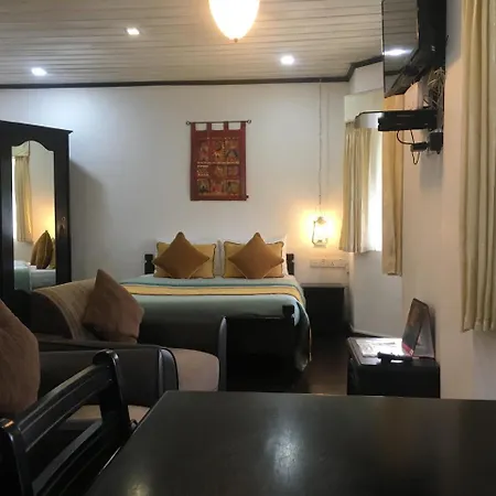 Misty Hills Boutique Cottage