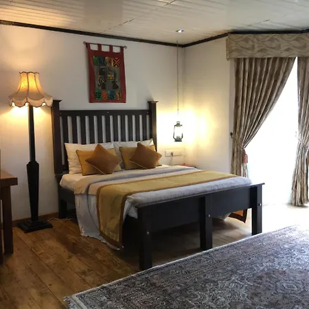 Guest house Misty Hills Boutique Cottage *