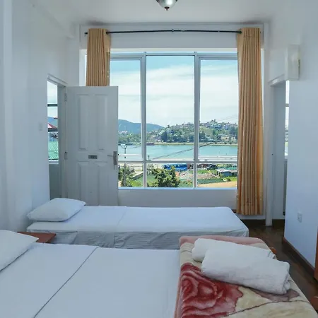 Leisure Village Nuwaraeliya Hotel 3*