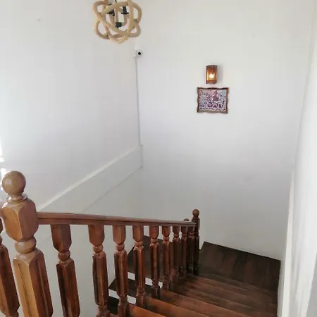 Lodge Melford Nuwaraeliya Nuwara Eliya