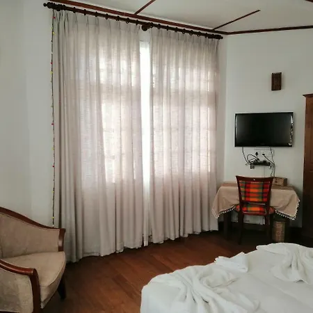 Melford Nuwaraeliya