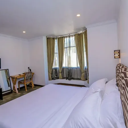 Huddle Hotel Nuwara Eliya