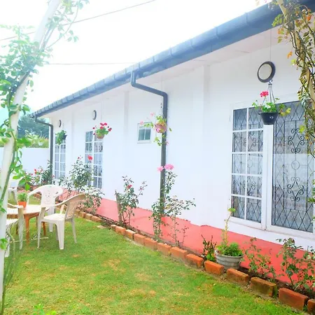 Hillside Cottages By Deco Guest house Nuwara Eliya