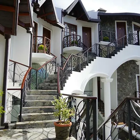 The Ramp 3* Nuwara Eliya