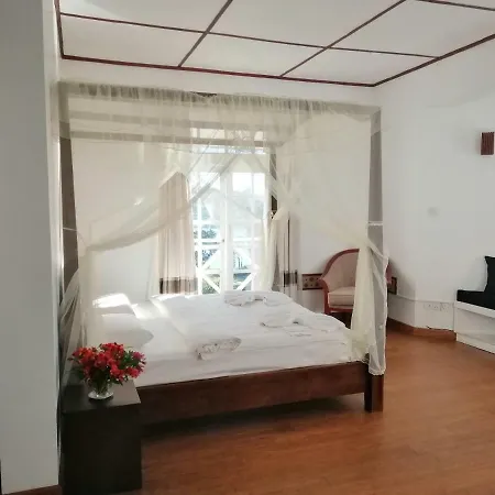 Melford Nuwaraeliya Lodge *