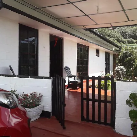 Homestay Srihelyes *