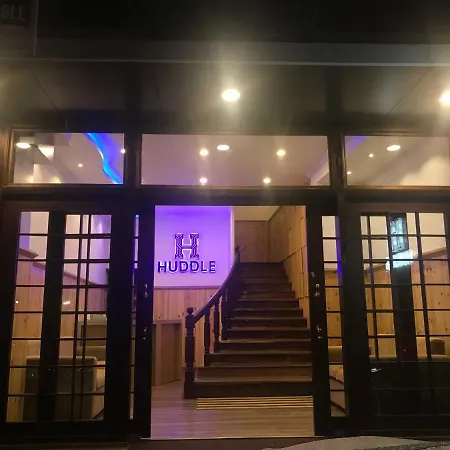 Hotel Huddle Nuwara Eliya