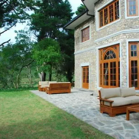 Jetwing Warwick Gardens, A Luxury Reserve Hotel