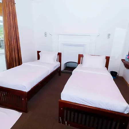 Hotel Yoho Pello 4*