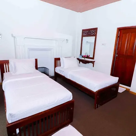 Yoho Pello Hotel 4*