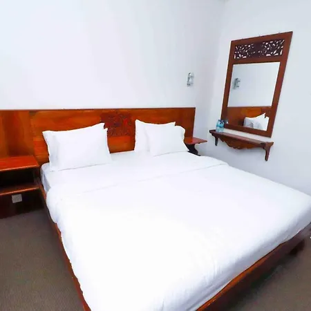 Hotel Yoho Pello 4*