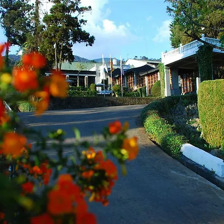Jetwing St Andrew's Hotel