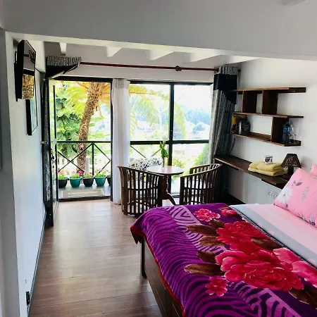 Villa Sherwood