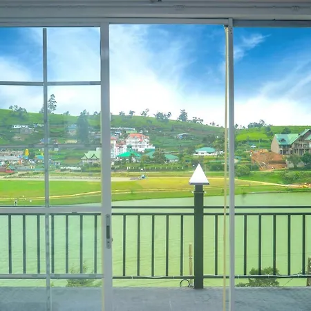 Galaxy Grand Hotel Nuwara Eliya