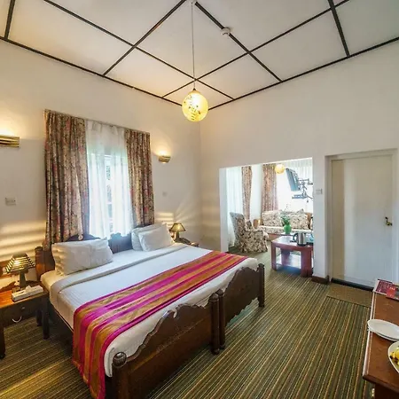 Glendower Hotel