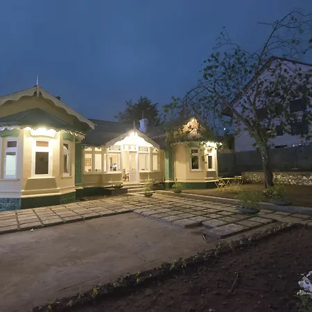 Xavier's * Nuwara Eliya