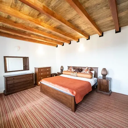 Tudor Barn Hotel