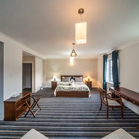 Hotel Tudor Barn Nuwara Eliya