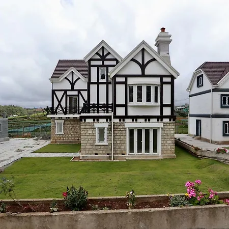Tudor Barn