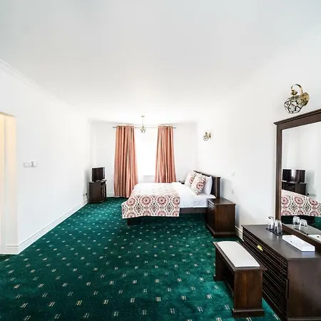 Hotel Rose Manor 5*