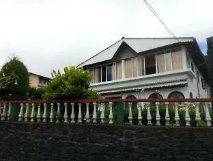 Hotel Single Tree Nuwara Eliya.