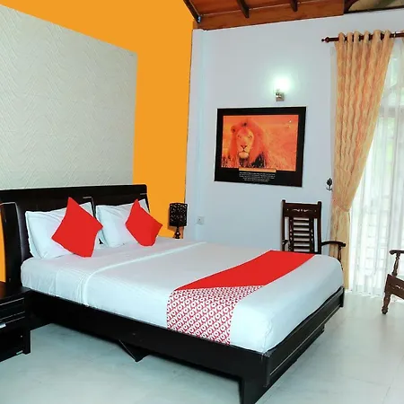 Oyo 247 Olive Park 3*