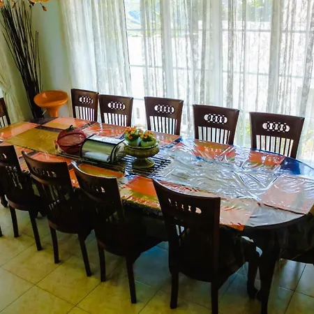 Tinithi Guest house Nuwara Eliya