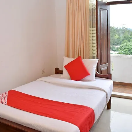 King Garden View 3* Nuwara Eliya