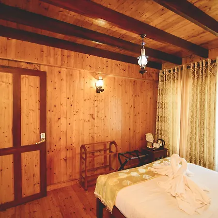 Sarah Hotel