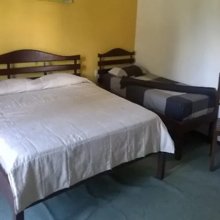 Hotel Vishmi's Rest Nuwara Eliya