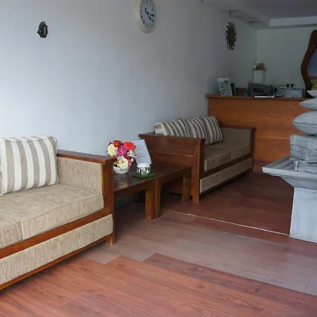 Midky 3* Nuwara Eliya