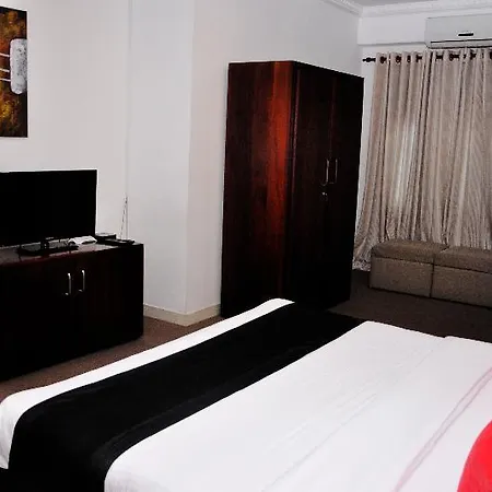 Capital O 281 Laa Adams Hotel Nuwara Eliya