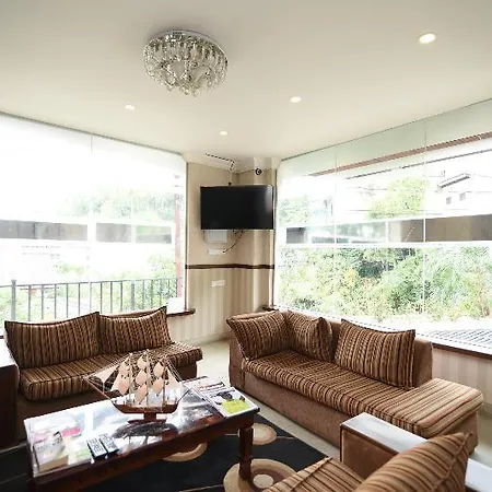 Hotel Vishmi's Rest Nuwara Eliya