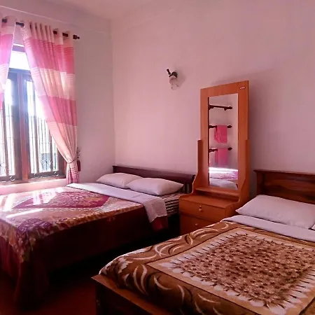La Rose Geust House Homestay
