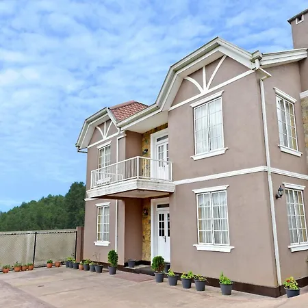 Oyo 258 Global Rest House Hotel 3*