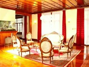 Westminster House * Nuwara Eliya