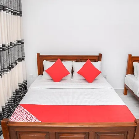 Hotel Ivy Bungalow 3*