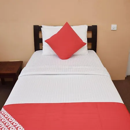 Hotel Oyo 494 Misty Breeze 3*