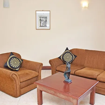 Hotel Oyo 494 Misty Breeze Nuwara Eliya