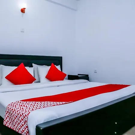 City Hotel 3*