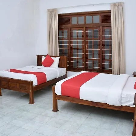 Hotel King Garden View 3*
