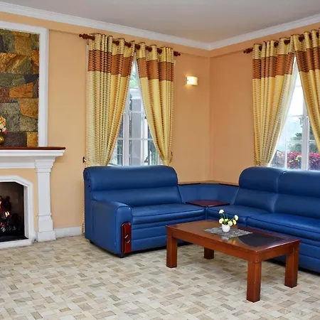 Oyo 258 Global Rest House Hotel 3*