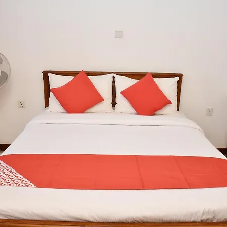 King Garden View Hotel