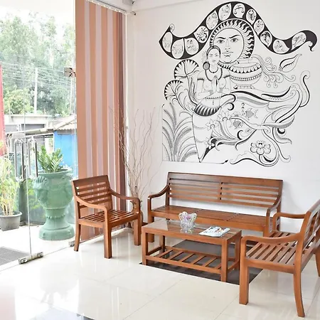 King Garden View Hotel 3*