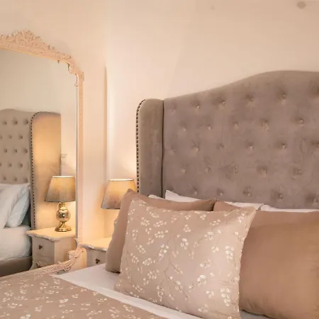 Stoney Croft Hotel 5*