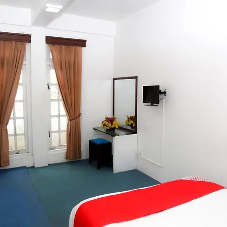 Grand View Hotel Nuwara Eliya