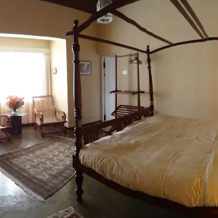 Villa Senani Colonial *